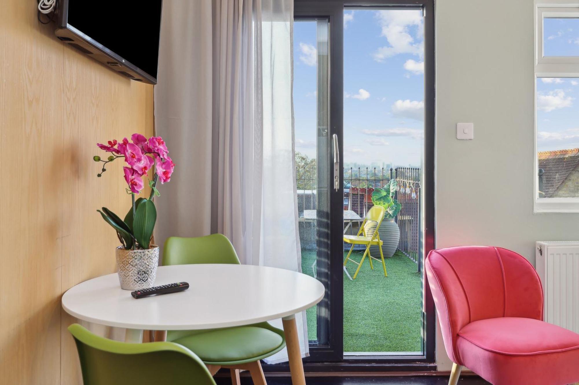 Cosy 1 Bedroom Flat Лондон Экстерьер фото